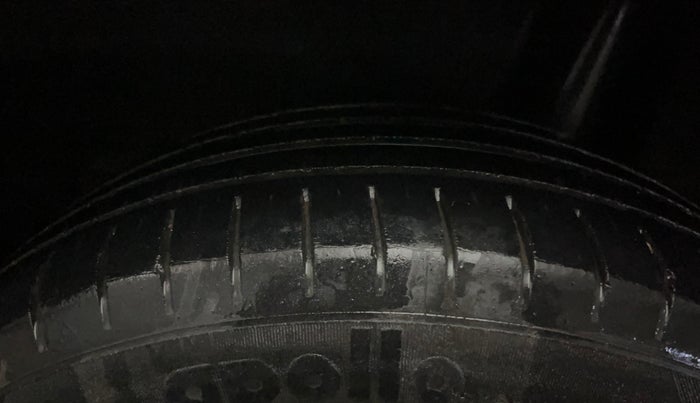 2020 Maruti Baleno ZETA PETROL 1.2, Petrol, Manual, 79,209 km, Left Rear Tyre Tread