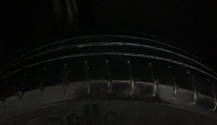 2020 Maruti Baleno ZETA PETROL 1.2, Petrol, Manual, 79,209 km, Right Rear Tyre Tread