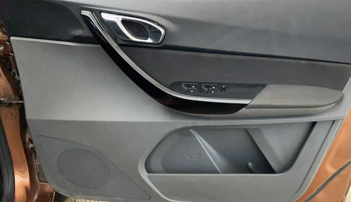 2017 Tata TIGOR XT PETROL, Petrol, Manual, 53,311 km, Driver Side Door Panels Control