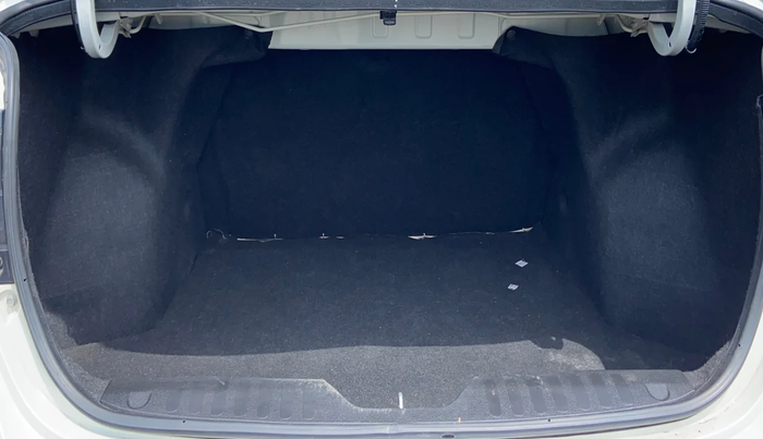 2024 Maruti Ciaz ZETA AT 1.5  SHVS PETROL, Petrol, Automatic, 24,797 km, Boot Inside
