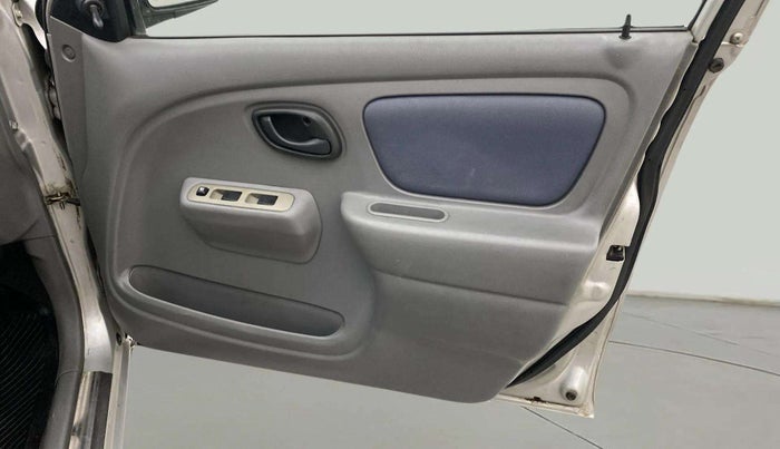 2014 Maruti Alto K10 VXI, Petrol, Manual, 19,048 km, Driver Side Door Panels Control