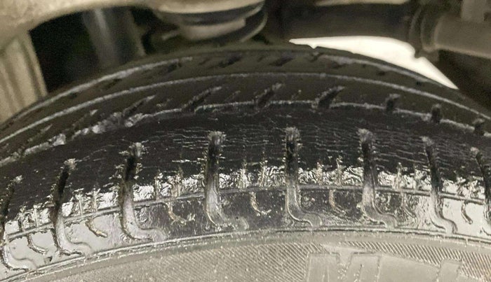 2014 Maruti Alto K10 VXI, Petrol, Manual, 19,048 km, Left Rear Tyre Tread