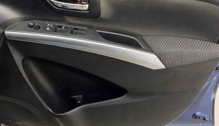 2018 Maruti S Cross ZETA 1.3, Diesel, Manual, 1,12,415 km, Driver Side Door Panels Control