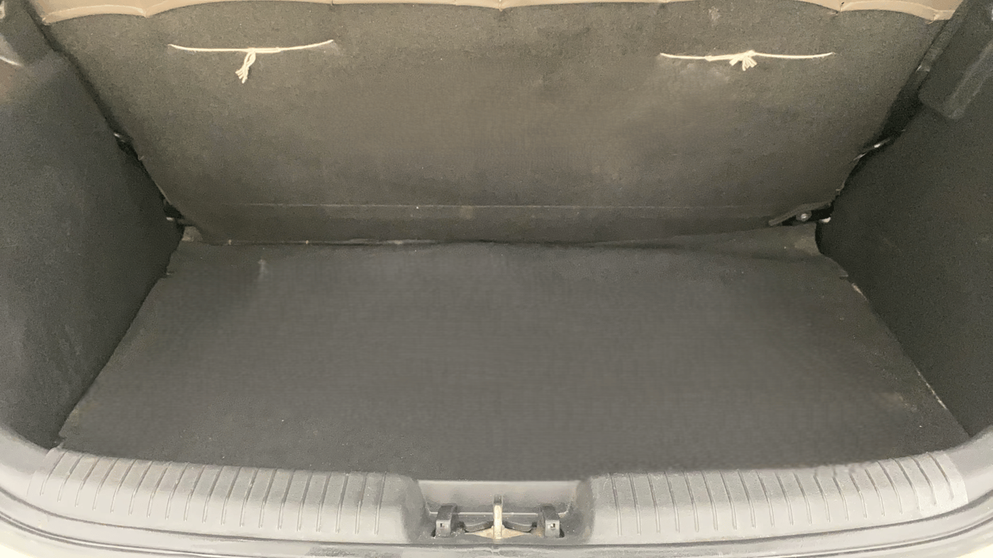2014 Hyundai Elite i20 MAGNA 1.4 CRDI, Diesel, Manual, 80,949 km, Boot Inside