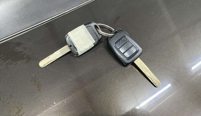 2018 Honda Jazz 1.2L I-VTEC V CVT, Petrol, Automatic, 37,847 km, Key Close Up