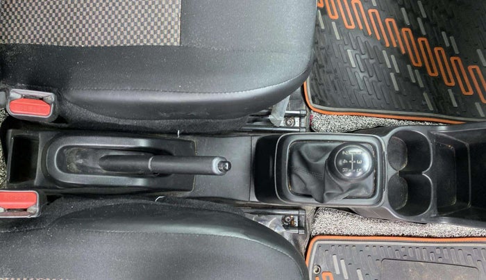 2023 Maruti S PRESSO VXI, Petrol, Manual, 37,742 km, Gear Lever