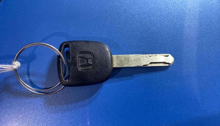 2014 Honda Brio S MT, Petrol, Manual, 61,145 km, Key Close Up