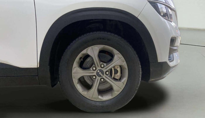 2023 KIA SELTOS  HTK PLUS 1.5 PETROL MT, Petrol, Manual, 14,972 km, Right Front Wheel