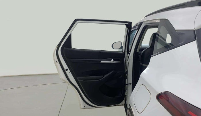 2023 KIA SELTOS  HTK PLUS 1.5 PETROL MT, Petrol, Manual, 14,972 km, LHS Rear Door