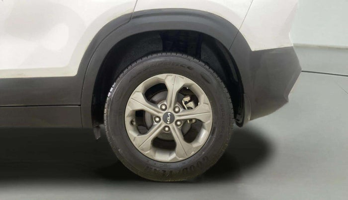 2023 KIA SELTOS  HTK PLUS 1.5 PETROL MT, Petrol, Manual, 14,972 km, Left Rear Wheel