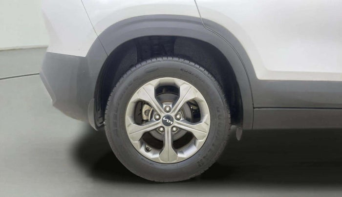 2023 KIA SELTOS  HTK PLUS 1.5 PETROL MT, Petrol, Manual, 14,972 km, Right Rear Wheel