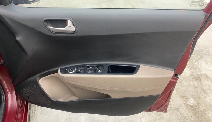 2015 Hyundai Grand i10 ASTA 1.2 KAPPA VTVT, Petrol, Manual, 1,18,778 km, Driver Side Door Panels Control