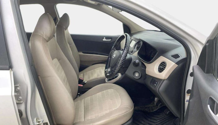 2018 Hyundai Xcent S 1.2, Petrol, Manual, 1,00,881 km, Right Side Front Door Cabin