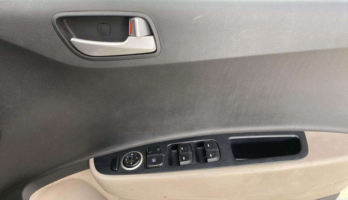 2018 Hyundai Xcent S 1.2, Petrol, Manual, 1,00,881 km, Driver Side Door Panels Control