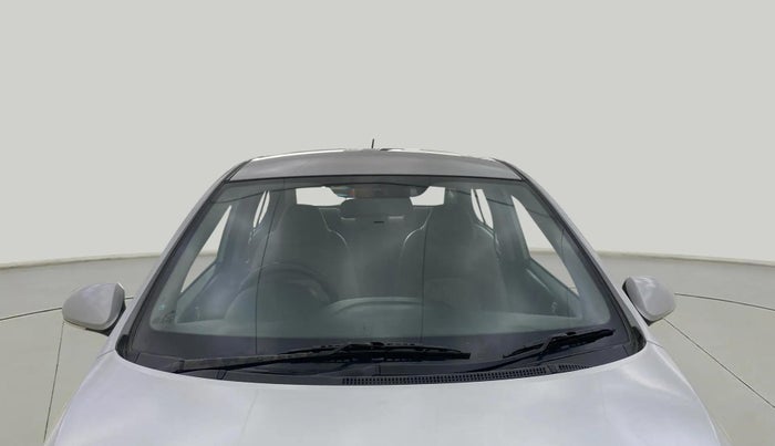 2018 Hyundai Xcent S 1.2, Petrol, Manual, 1,00,881 km, Front Windshield