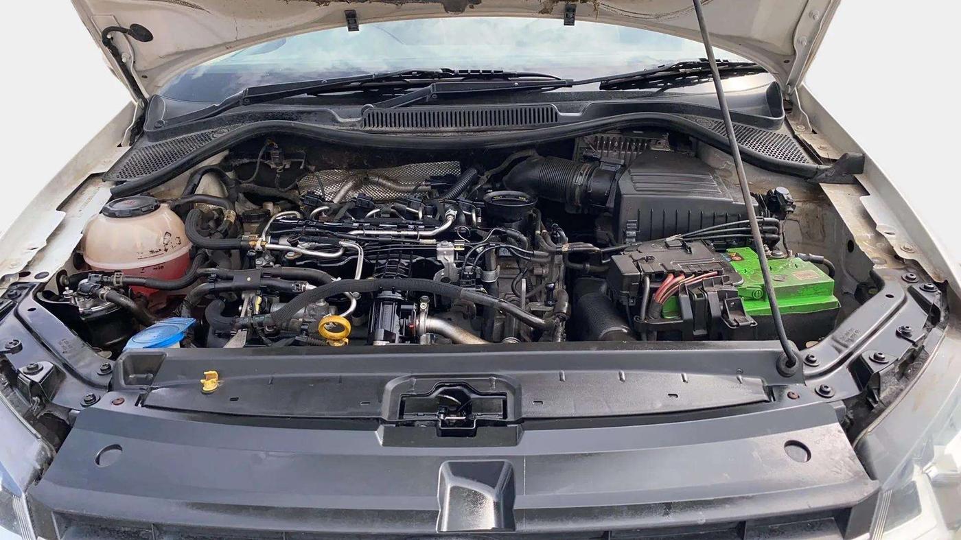 2017 Volkswagen Vento HIGHLINE PLUS 1.5 AT 16 ALLOY, Diesel, Automatic, 99,230 km, Open Bonet