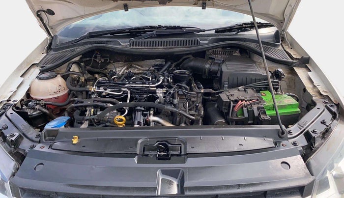 2017 Volkswagen Vento HIGHLINE PLUS 1.5 AT 16 ALLOY, Diesel, Automatic, 98,953 km, Open Bonet