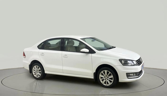 2016 Volkswagen Vento HIGHLINE PETROL AT, Petrol, Automatic, 68,316 km, Right Front Diagonal