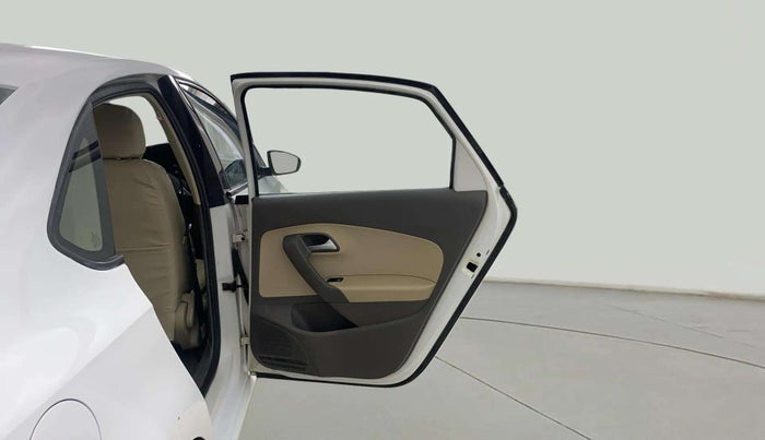 2016 Volkswagen Vento HIGHLINE PETROL AT, Petrol, Automatic, 68,316 km, RHS Rear Door