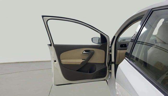 2016 Volkswagen Vento HIGHLINE PETROL AT, Petrol, Automatic, 68,316 km, LHS Front Door
