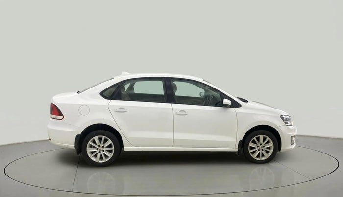 2016 Volkswagen Vento HIGHLINE PETROL AT, Petrol, Automatic, 68,316 km, Right Side View
