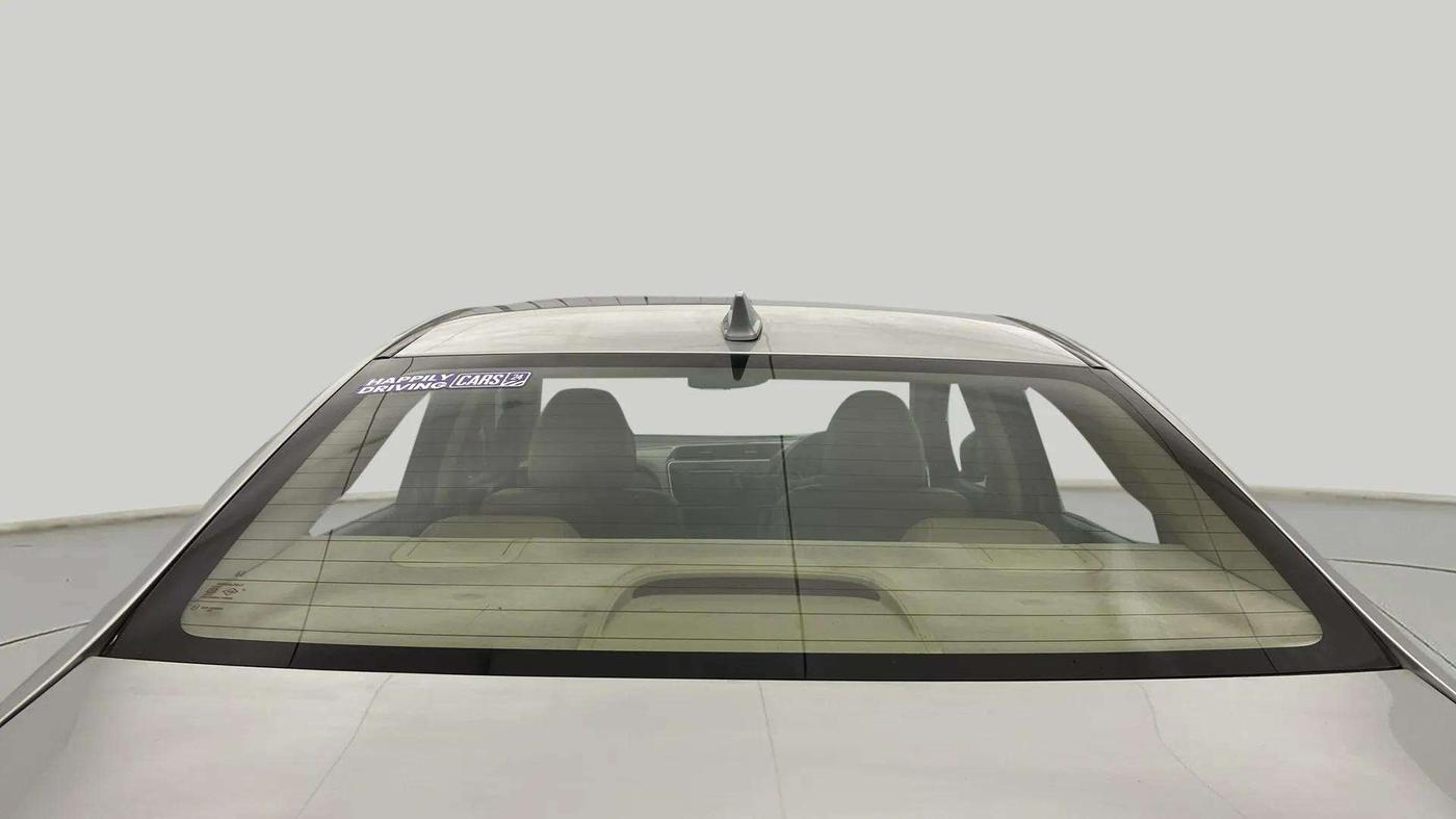 2016 Honda City 1.5L I-VTEC V MT, Petrol, Manual, 25,531 km, Rear Windshield
