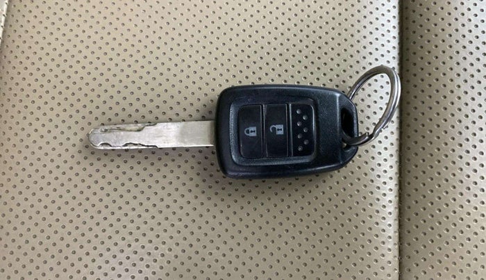 2016 Honda City 1.5L I-VTEC V MT, Petrol, Manual, 25,531 km, Key Close Up
