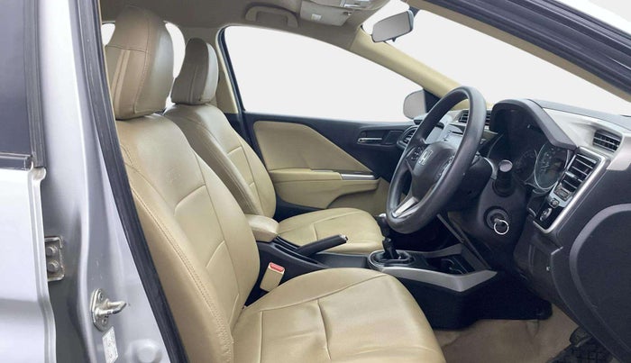 2016 Honda City 1.5L I-VTEC V MT, Petrol, Manual, 25,531 km, Right Side Front Door Cabin
