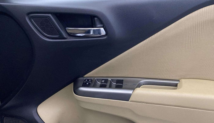 2016 Honda City 1.5L I-VTEC V MT, Petrol, Manual, 25,531 km, Driver Side Door Panels Control