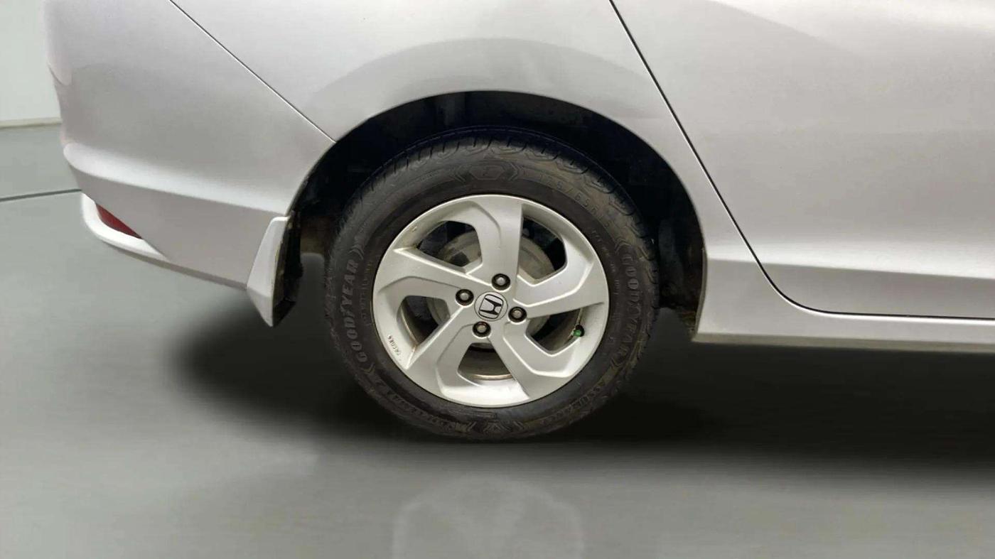 2016 Honda City 1.5L I-VTEC V MT, Petrol, Manual, 25,531 km, Right Rear Wheel