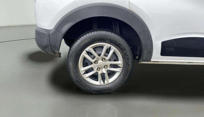 2023 Renault TRIBER RXT, Petrol, Manual, 32,752 km, Right Rear Wheel