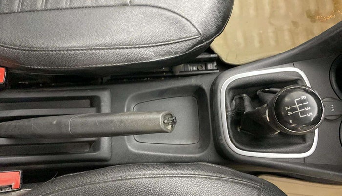 2018 Volkswagen Polo HIGHLINE PLUS 1.5 16 ALLOY, Diesel, Manual, 81,262 km, Gear Lever