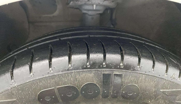 2018 Hyundai Grand i10 SPORTZ (O) AT 1.2 KAPPA VTVT, Petrol, Automatic, 49,230 km, Left Front Tyre Tread