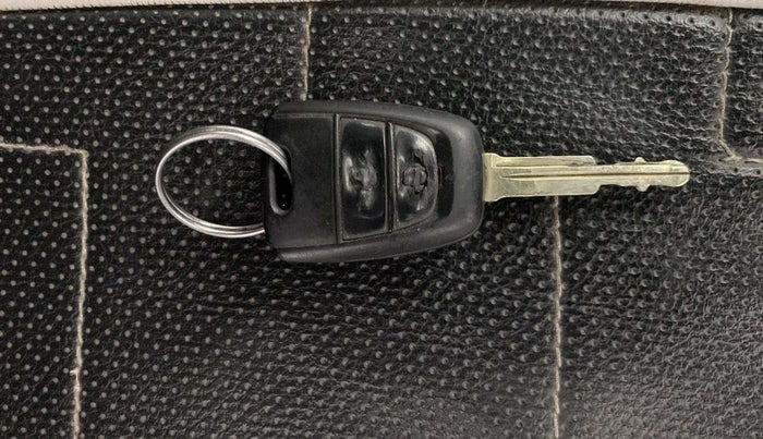 2018 Hyundai Grand i10 SPORTZ (O) AT 1.2 KAPPA VTVT, Petrol, Automatic, 49,230 km, Key Close Up