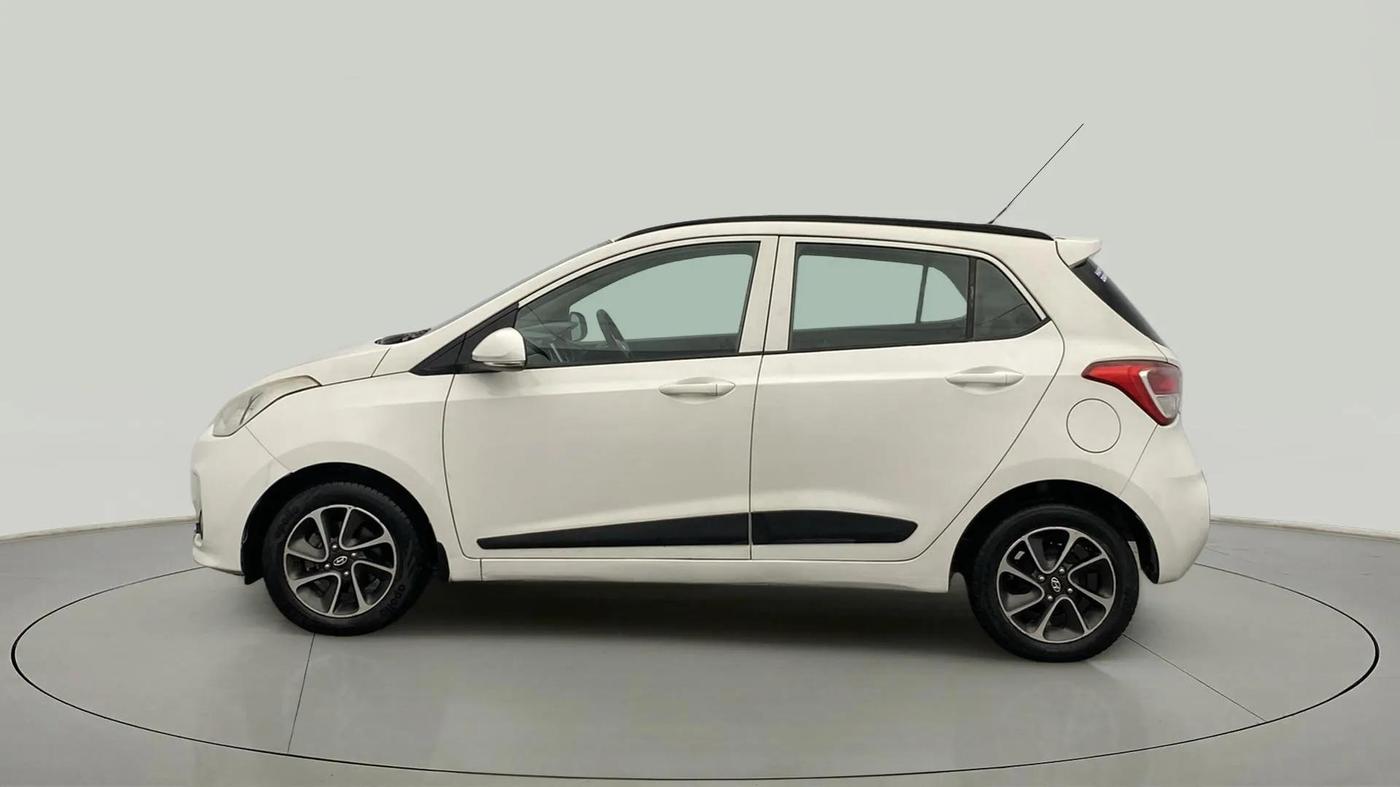 2018 Hyundai Grand i10 SPORTZ (O) AT 1.2 KAPPA VTVT, Petrol, Automatic, 49,230 km, Left Side