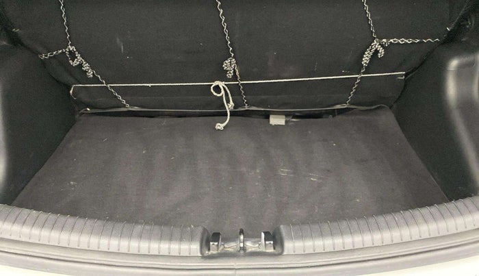 2018 Hyundai Grand i10 SPORTZ (O) AT 1.2 KAPPA VTVT, Petrol, Automatic, 49,230 km, Boot Inside