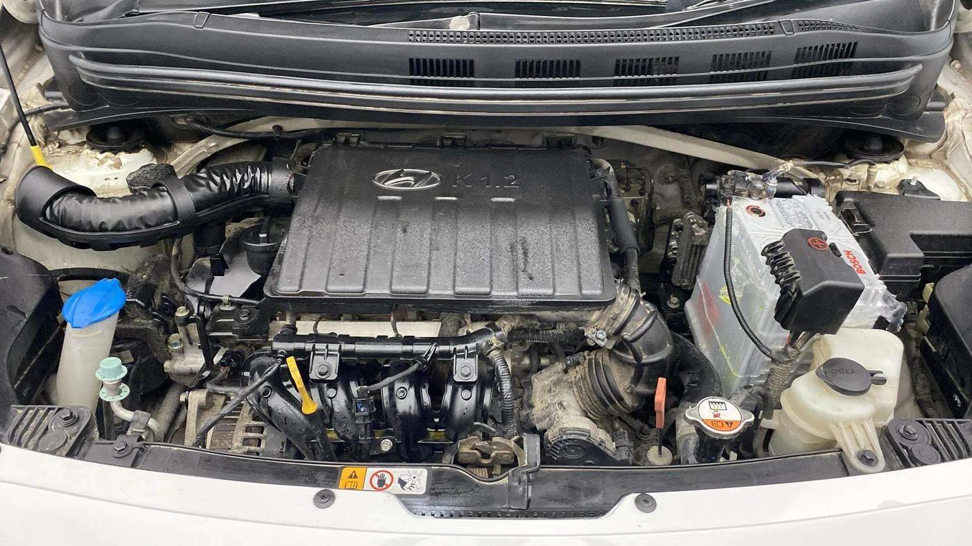 2018 Hyundai Grand i10 SPORTZ (O) AT 1.2 KAPPA VTVT, Petrol, Automatic, 49,230 km, Engine View