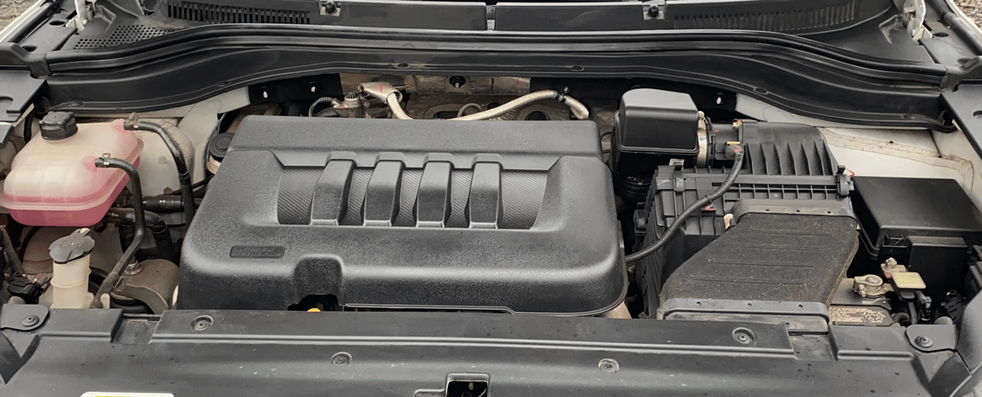 2022 Mahindra XUV700 AX 5 D AT 5 STR, Diesel, Automatic, 31,102 km, Engine View