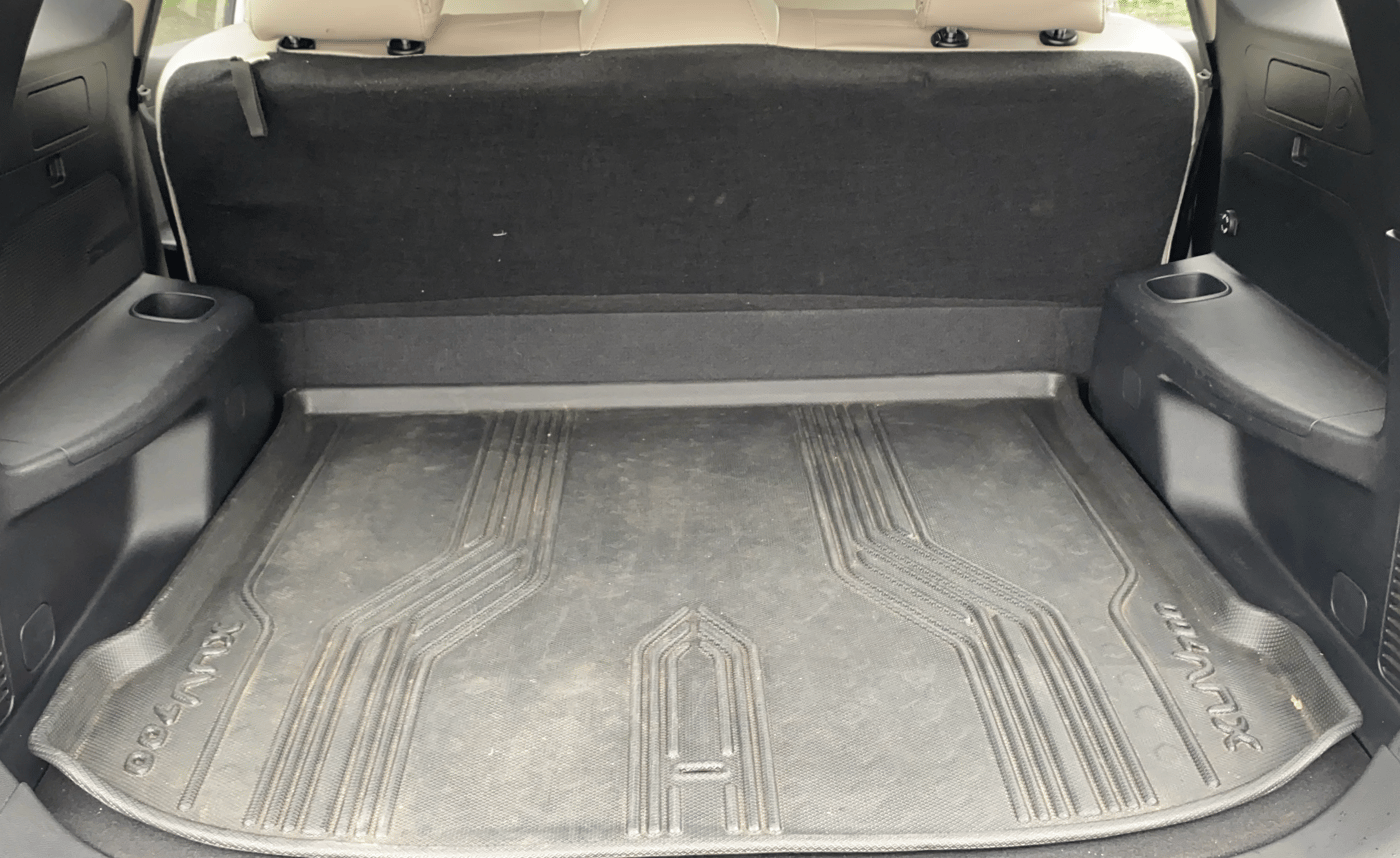 2022 Mahindra XUV700 AX 5 D AT 5 STR, Diesel, Automatic, 31,102 km, Boot Inside