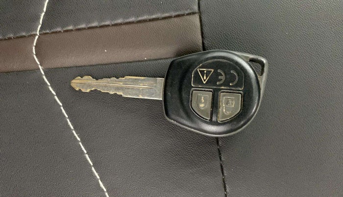 2021 Maruti Baleno DELTA PETROL 1.2, Petrol, Manual, 56,320 km, Key Close Up
