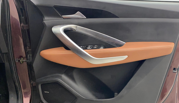2020 MG HECTOR PLUS SHARP 2.0 DIESEL TURBO MT 6-STR, Diesel, Manual, 66,744 km, Driver Side Door Panels Control
