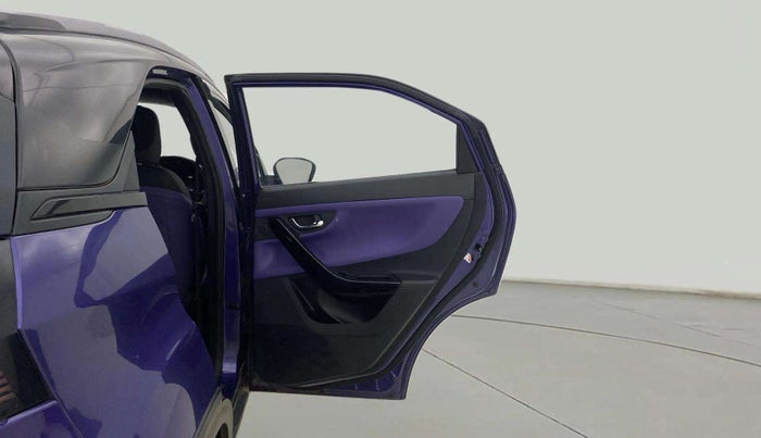 2024 Tata NEXON FEARLESS PURPLE + SUNROOF DCA DUAL TONE 1.2 PETROL, Petrol, Automatic, 24,413 km, RHS Rear Door