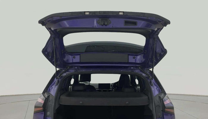 2024 Tata NEXON FEARLESS PURPLE + SUNROOF DCA DUAL TONE 1.2 PETROL, Petrol, Automatic, 24,413 km, Boot Door Open