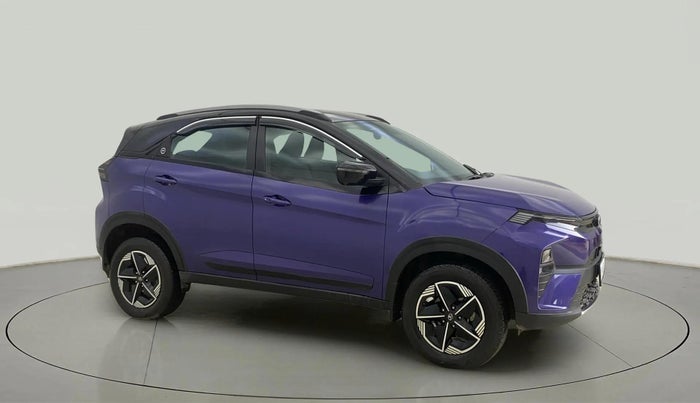 2024 Tata NEXON FEARLESS PURPLE + SUNROOF DCA DUAL TONE 1.2 PETROL, Petrol, Automatic, 24,413 km, Right Front Diagonal