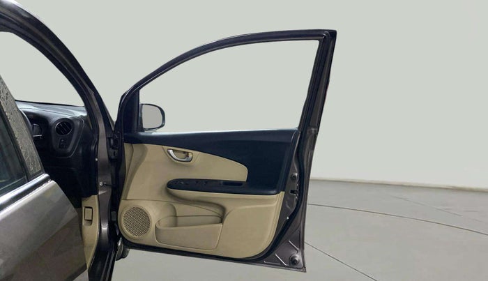 2014 Honda Brio VX MT, Petrol, Manual, 28,414 km, RHS Front Door