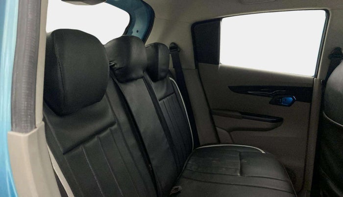 2016 Mahindra Kuv100 K8 6 STR, Petrol, Manual, 35,228 km, Right Side Rear Door Cabin