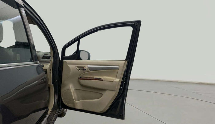 2018 Maruti Ertiga ZXI+, Petrol, Manual, 27,551 km, RHS Front Door