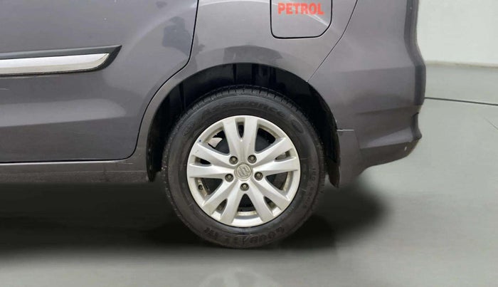 2018 Maruti Ertiga ZXI+, Petrol, Manual, 27,551 km, Left Rear Wheel