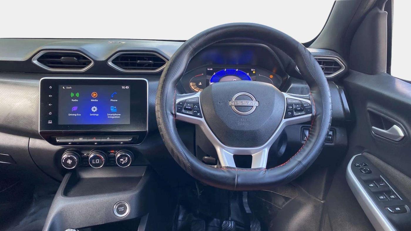 2022 Nissan MAGNITE XV MT, Petrol, Manual, 32,365 km, Steering Wheel Close Up