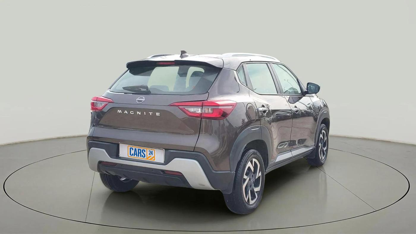 2022 Nissan MAGNITE XV MT, Petrol, Manual, 32,365 km, Right Back Diagonal